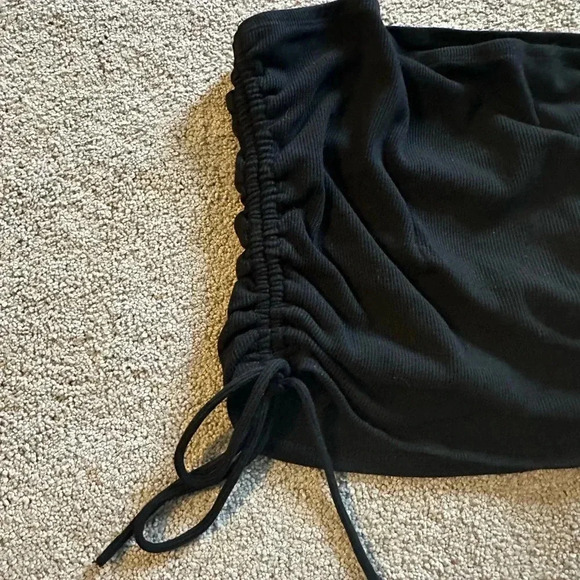 WHITE FOX CROP TOP - Picture 4 of 5